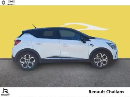 Photo 12 Renault Captur  1.6 E-Tech hybride 145ch Intens -21