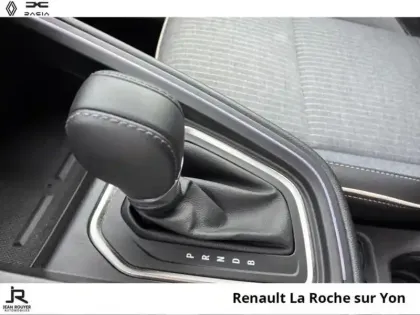 Photo 5 Renault Clio  1.6 E-Tech 145ch full hybrid Techno - 24