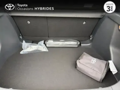 Photo 9 Toyota C-HR  1.8 Hybride 140ch Collection MY26