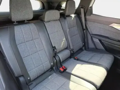 Photo 11 Renault Espace  1.2 E-Tech full hybrid 200ch Techno 7 places - 25
