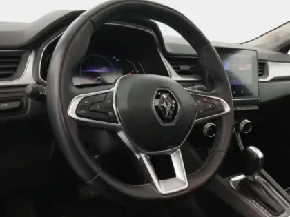 Photo 13 Renault Captur  1.6 E-Tech hybride 145ch Intens -21
