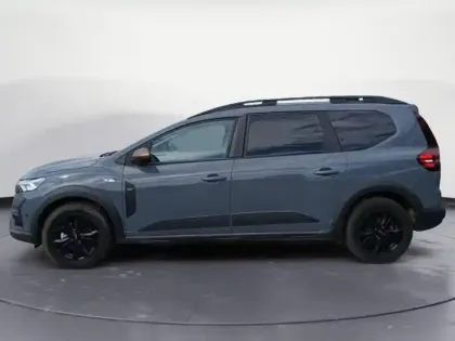 Photo 5 Dacia Jogger  1.6 hybrid 140ch Extreme 7 places -24