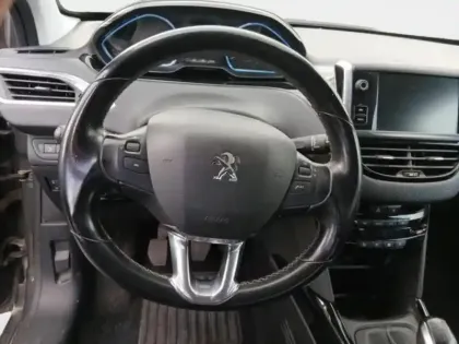 Photo 14 Peugeot 2008  1.2 PureTech 110ch Allure S&S