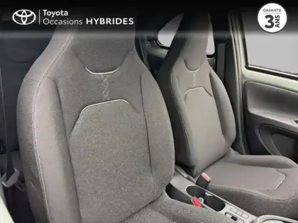 Photo 5 Toyota Aygo  X 116h Graphic