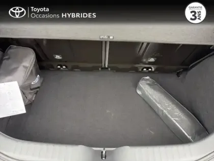 Photo 9 Toyota Aygo  X 116h Graphic