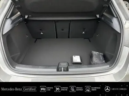 Photo 11 Mercedes Classe A  200 163ch Edition 140 7G-DCT