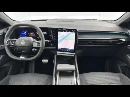 Photo 6 Renault Austral  1.2 E-Tech full hybrid 200ch Iconic esprit Alpine- 24
