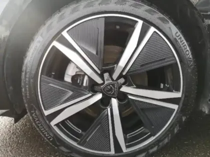 Photo 8 Peugeot 308  SW 1.5 BlueHDi 130ch S&S GT EAT8