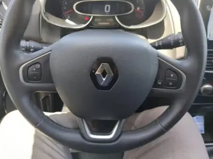 Photo 14 Renault Clio  0.9 TCe 90ch energy Business 5p Euro6c