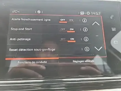 Photo 12 Citroën C3  1.2 PureTech 110ch S&S C-Series 120-121g
