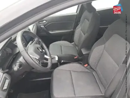 Photo 14 Renault Captur  1.6 E-Tech hybride 145ch Equilibre