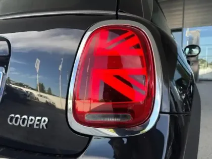 Photo 8 Mini Mini  Cooper 136ch Edition Premium Plus BVA7