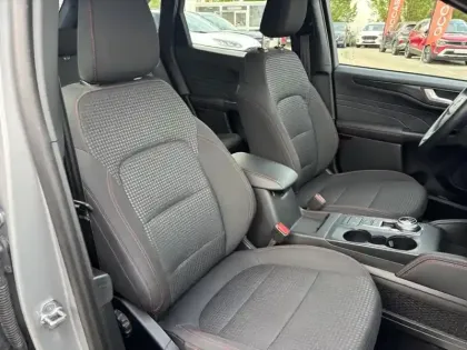 Photo 10 Ford Kuga  2.5 Duratec 190ch FHEV E85 ST-Line BVA