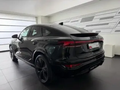 Photo 8 Audi Q6 e-tron Q6 Sportback e-tron e-tron 428ch quattro Competition