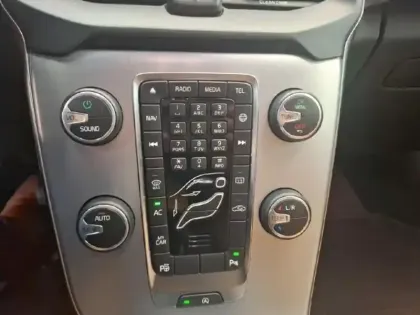 Photo 14 Volvo V40  D3 150ch Inscription
