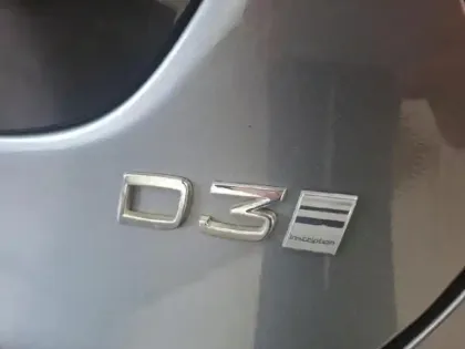 Photo 11 Volvo V40  D3 150ch Inscription