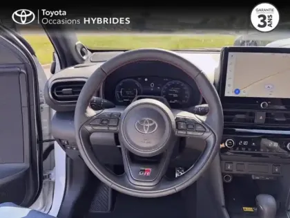 Photo 8 Toyota Yaris  Cross 130h GR Sport Pano Techno MY26