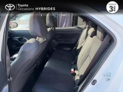 Photo 11 Toyota Yaris  Cross 130h GR Sport Pano Techno MY26