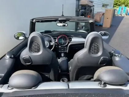 Photo 7 Mini Mini Cabrio John Cooper Works 231ch Edition Premium Plus BVA8