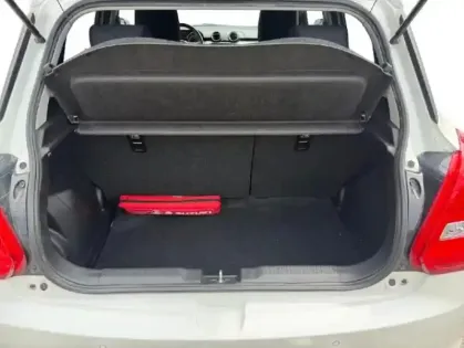 Photo 5 Suzuki Swift  1.2 Dualjet Hybrid 83ch Pack