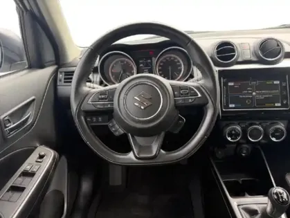 Photo 11 Suzuki Swift  1.2 Dualjet Hybrid 83ch Pack
