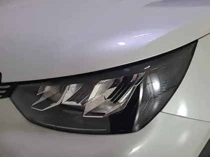 Photo 15 Peugeot 2008  BlueHDi 130 S&S EAT8