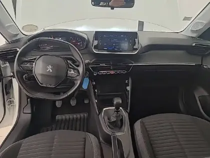 Photo 36 Peugeot 208  PureTech 100 S&S BVM6