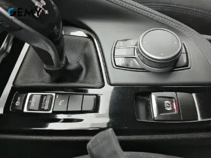 Photo 22 BMW X2  sDrive 18i 140 ch DKG7