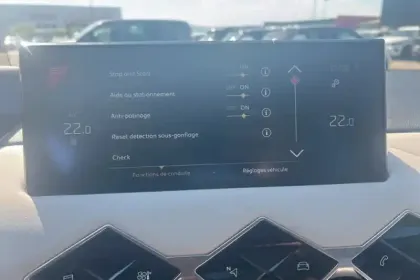 Photo 21 DS DS 3  Crossback PureTech 130 S&S EAT8