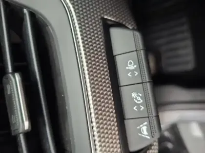 Photo 45 Renault Arkana  E-Tech hybride 145 - 22