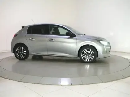 Photo 6 Peugeot 208  PureTech 100 S&S BVM6