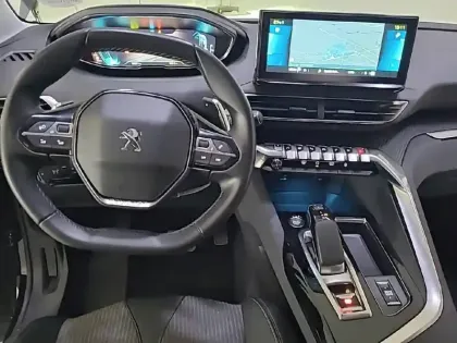 Photo 10 Peugeot 3008  Hybrid 225 e-EAT8