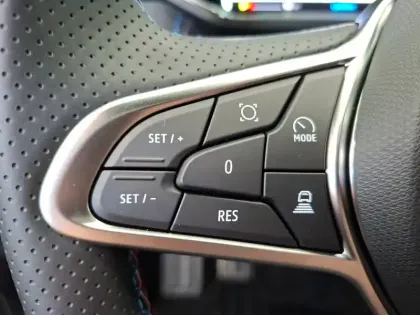 Photo 24 Renault Captur  E-Tech full hybrid 160 ch