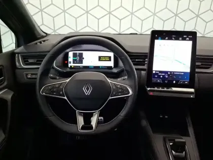 Photo 11 Renault Captur  E-Tech full hybrid 160 ch