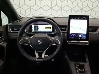 Photo 12 Renault Captur  E-Tech full hybrid 160 ch