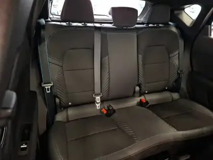 Photo 19 Renault Captur  E-Tech full hybrid 145 ch