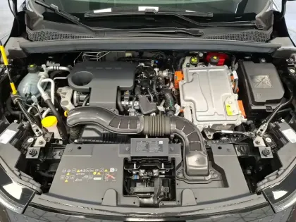 Photo 17 Renault Captur  E-Tech full hybrid 145 ch