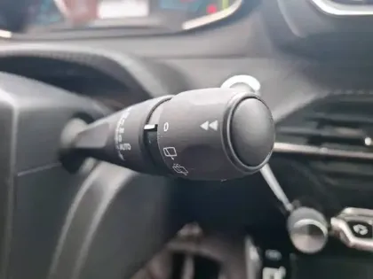 Photo 22 Peugeot 2008  Electrique 136 ch
