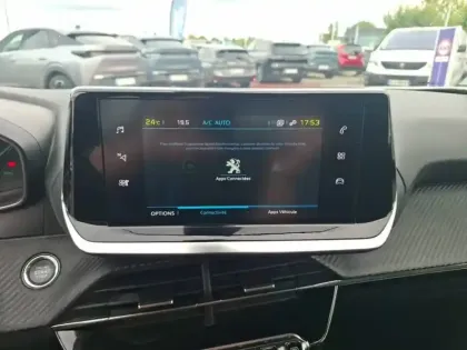 Photo 29 Peugeot 2008  Electrique 136 ch