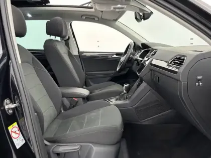 Photo 22 Volkswagen Tiguan  1.4 eHybrid 245ch DSG6