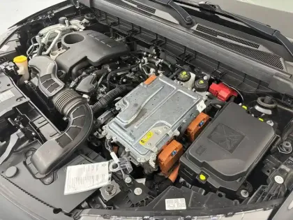 Photo 40 Renault Arkana  E-Tech hybride 145 - 22