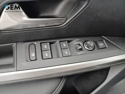 Photo 11 Peugeot 5008  Hybrid 145 ch e-DCS6