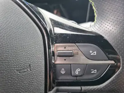 Photo 21 Peugeot 308  PHEV 180 e-EAT8