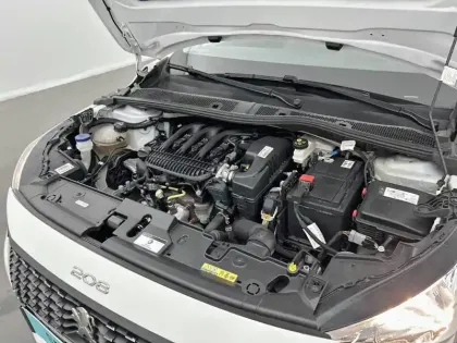 Photo 34 Peugeot 208  PureTech 75 S&S BVM5