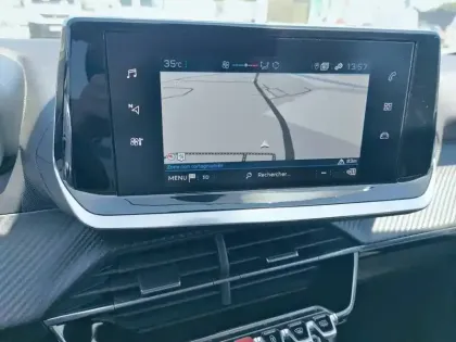 Photo 18 Peugeot 208  PureTech 75 S&S BVM5