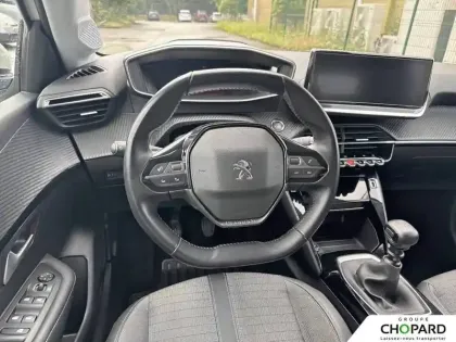 Photo 15 Peugeot 208  PureTech 100 S&S BVM6