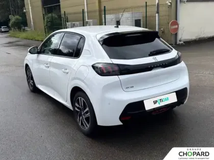 Photo 34 Peugeot 208  PureTech 100 S&S BVM6