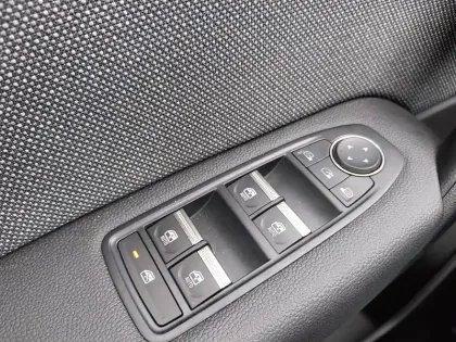 Photo 27 Renault Symbioz  E-Tech full hybrid 160 ch