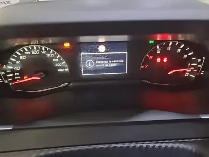 Photo 12 Peugeot 208  PureTech 75 S&S BVM5