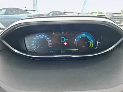 Photo 9 Peugeot 3008  Hybrid 225 e-EAT8